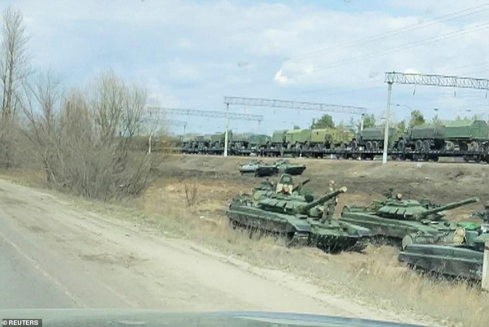 Nổ súng ở khu vực giáp Nga, hai binh sĩ Ukraine thương vong - 1 Nổ súng ở khu vực giáp Nga, hai binh sĩ Ukraine thương vong - 1