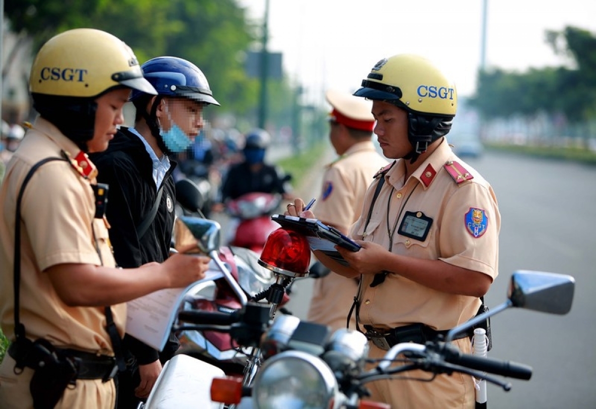 Các trường hợp được miễn, giảm tiền phạt vi phạm giao thông từ năm 2022 Các trường hợp được miễn, giảm tiền phạt vi phạm giao thông từ năm 2022
