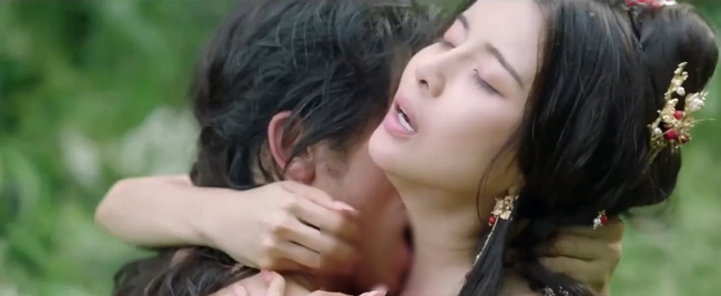 Kiều: Cao Thái Hà nói về cảnh 18+ bị chê dung tục, diễn nhập tâm đến mức không để ý 'mình hở chỗ nào hay động vào cái gì' - 3 Kiều: Cao Thái Hà nói về cảnh 18+ bị chê dung tục, diễn nhập tâm đến mức không để ý 'mình hở chỗ nào hay động vào cái gì' - 3