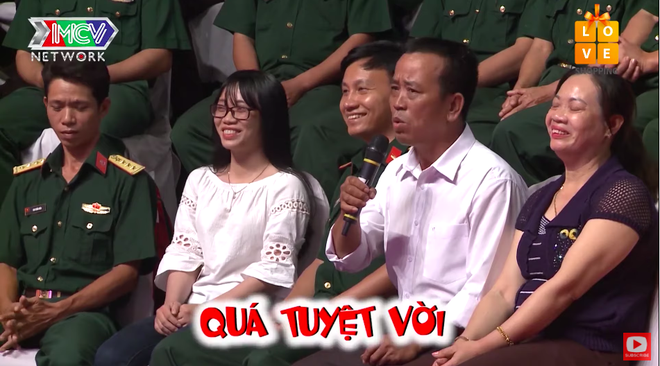 Bạn muốn hẹn hò: Nhìn thấy cô gái, chàng Thiếu uý đã rơi nước mắt, lời nhận xét của bố khiến cả trường quay vỗ tay rào rào - 1 Bạn muốn hẹn hò: Nhìn thấy cô gái, chàng Thiếu uý đã rơi nước mắt, lời nhận xét của bố khiến cả trường quay vỗ tay rào rào - 1