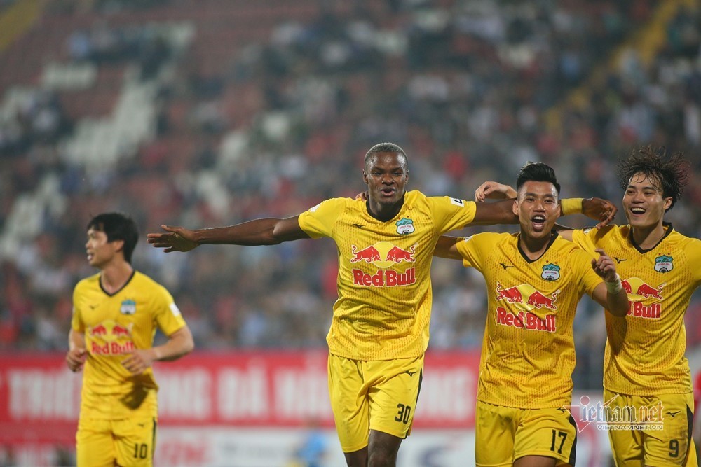 HAGL sắp phá kỷ lục V-League: Bầu Đức tính đường vô địch thôi... - 1 HAGL sắp phá kỷ lục V-League: Bầu Đức tính đường vô địch thôi... - 1