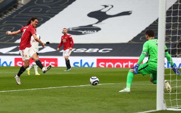 Bị VAR khước từ bàn thắng tranh cãi, MU vẫn có chiến thắng tưng bừng ngay trên sân Tottenham Bị VAR khước từ bàn thắng tranh cãi, MU vẫn có chiến thắng tưng bừng ngay trên sân Tottenham
