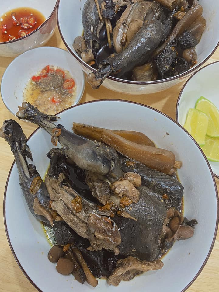 Cô nàng khoe có mẹ dù nửa đêm cũng dậy nấu ăn cho con gái, nhìn tác phẩm của mẹ khiến dân mạng ao ước vì quá hấp dẫn - 4 Cô nàng khoe có mẹ dù nửa đêm cũng dậy nấu ăn cho con gái, nhìn tác phẩm của mẹ khiến dân mạng ao ước vì quá hấp dẫn - 4