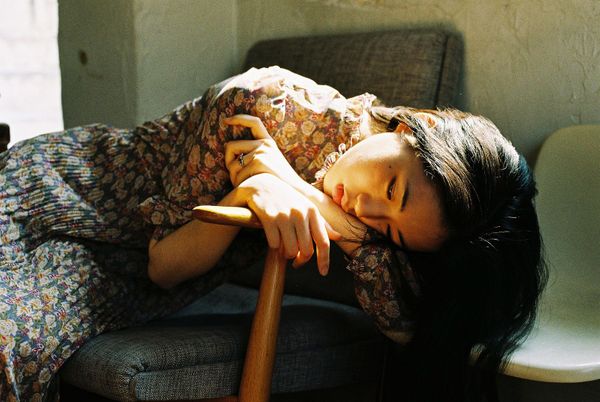 Tê tay tuy là chuyện thường nhưng hãy cẩn thận, nó cũng là dấu hiệu cảnh báo sớm của 5 loại bệnh 'chết người' sau - 1 Tê tay tuy là chuyện thường nhưng hãy cẩn thận, nó cũng là dấu hiệu cảnh báo sớm của 5 loại bệnh 'chết người' sau - 1