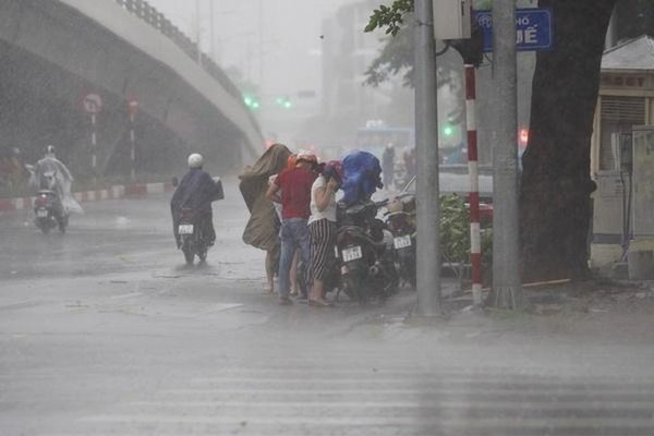 Dự báo thời tiết 14/4: Cả nước có mưa, nhiều nơi đề phòng lốc, sét Dự báo thời tiết 14/4: Cả nước có mưa, nhiều nơi đề phòng lốc, sét