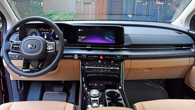 Kia Sedona 2021 bất ngờ cập cảng, chờ ngày ra mắt thị trường Việt - 1 Kia Sedona 2021 bất ngờ cập cảng, chờ ngày ra mắt thị trường Việt - 1