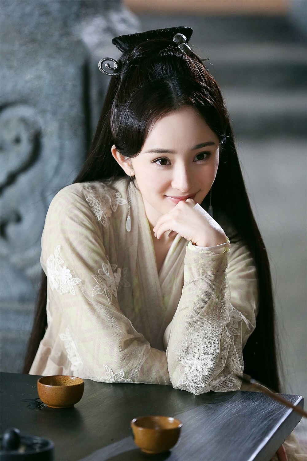 Nếu Triệu Lệ Dĩnh và Dương Mịch đóng chung trong một bộ phim, diễn xuất của ai sẽ nhỉnh hơn? - 2 Nếu Triệu Lệ Dĩnh và Dương Mịch đóng chung trong một bộ phim, diễn xuất của ai sẽ nhỉnh hơn? - 2