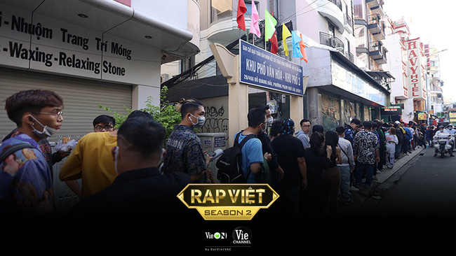 Rap Việt mùa 2 casting toàn 'quái vật': Có cả người từng làm giám khảo với Binz, GDucky khiến dân mạng nháo nhào đồn đoán khi xuất hiện - 8 Rap Việt mùa 2 casting toàn 'quái vật': Có cả người từng làm giám khảo với Binz, GDucky khiến dân mạng nháo nhào đồn đoán khi xuất hiện - 8