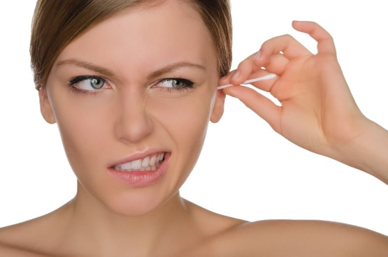 Vì sao không nên ngoáy tai bằng tăm bông? Vì sao không nên ngoáy tai bằng tăm bông?