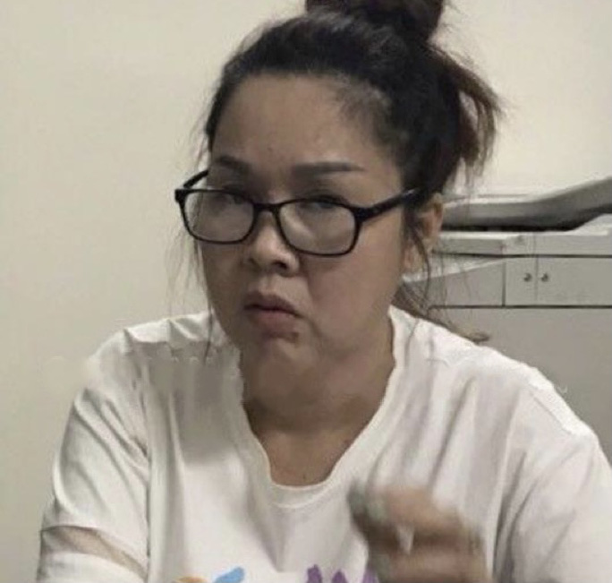 Người đàn bà 44 tuổi dùng clip "trong nhà nghỉ" tống tiền nhân tình 63 tuổi Người đàn bà 44 tuổi dùng clip "trong nhà nghỉ" tống tiền nhân tình 63 tuổi
