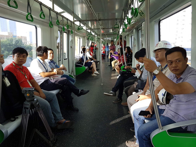 Chưa vận hành thương mại, đường sắt Cát Linh - Hà Đông đã bị chê vé đắt - 1 Chưa vận hành thương mại, đường sắt Cát Linh - Hà Đông đã bị chê vé đắt - 1