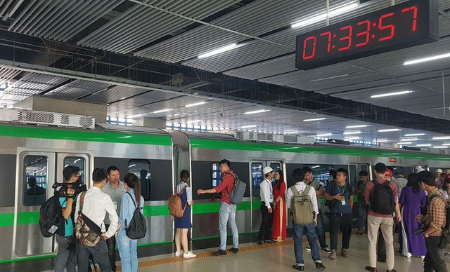 Chưa vận hành thương mại, đường sắt Cát Linh - Hà Đông đã bị chê vé đắt - 2 Chưa vận hành thương mại, đường sắt Cát Linh - Hà Đông đã bị chê vé đắt - 2