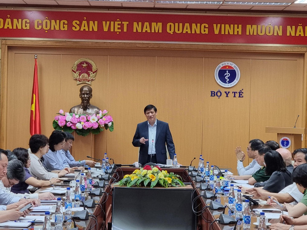 Bộ trưởng Bộ Y tế: Nguy cơ xuất hiện dịch Covid-19 tại nước ta rất lớn Bộ trưởng Bộ Y tế: Nguy cơ xuất hiện dịch Covid-19 tại nước ta rất lớn