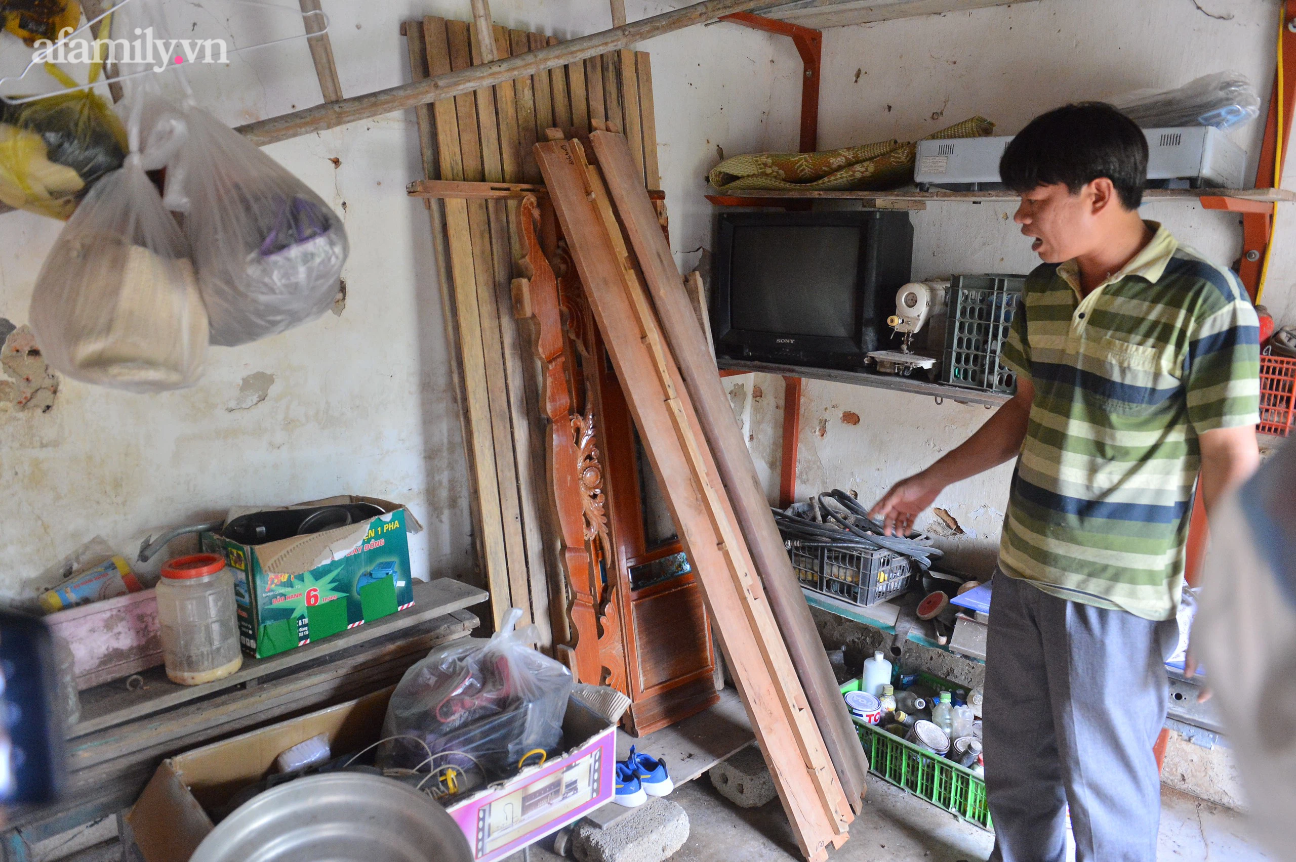 Vụ 2 vợ chồng 'mất tích' bí ẩn ở Thanh Hóa: Trước khi đi khỏi nhà người vợ đốt hết đồ đạc của chồng, dùng hết 6 hộp nước tẩy rửa - 6 Vụ 2 vợ chồng 'mất tích' bí ẩn ở Thanh Hóa: Trước khi đi khỏi nhà người vợ đốt hết đồ đạc của chồng, dùng hết 6 hộp nước tẩy rửa - 6