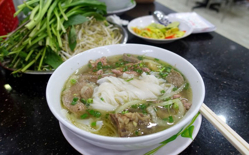 Vào Sài Gòn mở hàng phở Nam Định: Chỉ 5 tháng lỗ 500 triệu - 1 Vào Sài Gòn mở hàng phở Nam Định: Chỉ 5 tháng lỗ 500 triệu - 1