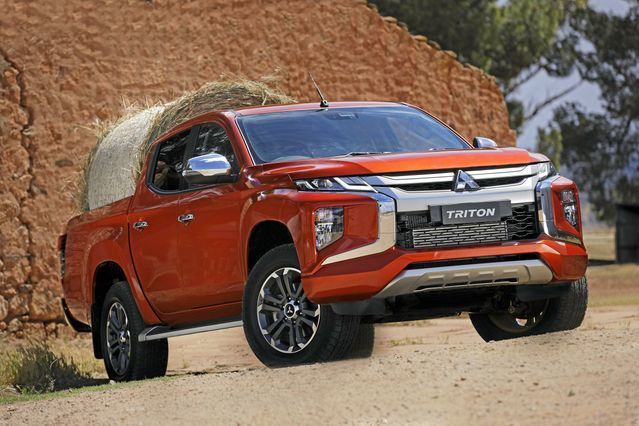 Xe bán tải tháng 3/2021: Ford Ranger chiếm gần 75% tổng doanh số - 3 Xe bán tải tháng 3/2021: Ford Ranger chiếm gần 75% tổng doanh số - 3