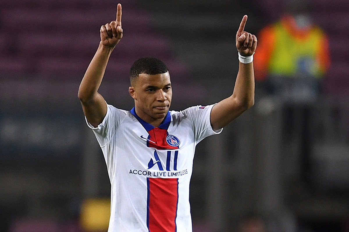 Mbappe đặt một chân đến Real Madrid Mbappe đặt một chân đến Real Madrid