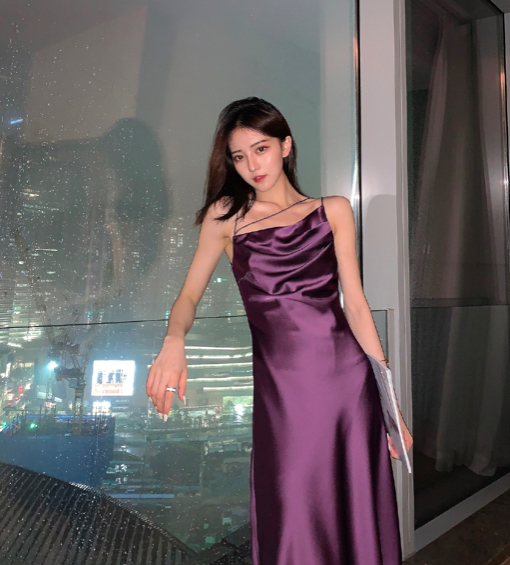 Hotgirl Trung Quốc bị tố lừa tình và tiền của nhiều đại gia Hotgirl Trung Quốc bị tố lừa tình và tiền của nhiều đại gia