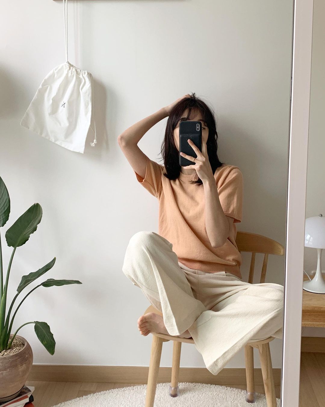 Muốn style công sở bớt nhạt, gái Hàn khuyên bạn nên thêm 4 màu sắc này vào tủ đồ - 14 Muốn style công sở bớt nhạt, gái Hàn khuyên bạn nên thêm 4 màu sắc này vào tủ đồ - 14
