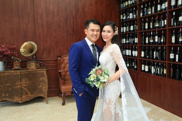 Linh Lan lên tiếng khi bị bố mẹ NS Vân Quang Long tố giả mạo nhân thân: 'Lúc anh Long còn sống sao không đòi xác minh' Linh Lan lên tiếng khi bị bố mẹ NS Vân Quang Long tố giả mạo nhân thân: 'Lúc anh Long còn sống sao không đòi xác minh'