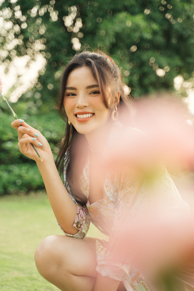 Chán khoe body nóng bỏng với bikini tí hon, Kỳ Duyên hóa nàng thơ dịu dàng khiến fan ngẩn ngơ - 6 Chán khoe body nóng bỏng với bikini tí hon, Kỳ Duyên hóa nàng thơ dịu dàng khiến fan ngẩn ngơ - 6