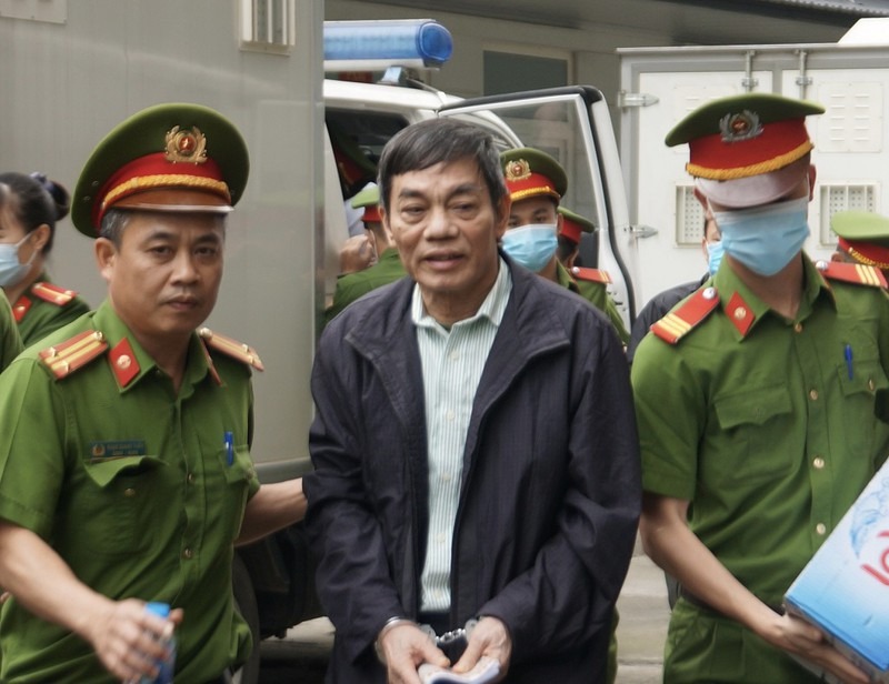 Chiều nay tuyên án 19 bị cáo đại án gang thép Thái Nguyên - 1 Chiều nay tuyên án 19 bị cáo đại án gang thép Thái Nguyên - 1