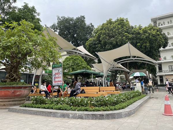 Bệnh viện Bạch Mai bỏ nhà tang lễ vì 'kèn trống đám ma ảnh hưởng tâm lý bệnh nhân, nhân viên y tế' - 2 Bệnh viện Bạch Mai bỏ nhà tang lễ vì 'kèn trống đám ma ảnh hưởng tâm lý bệnh nhân, nhân viên y tế' - 2