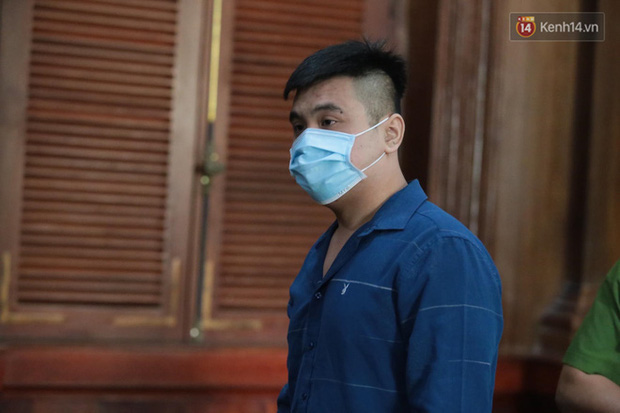 Vụ nữ tiếp viên hàng không bị Mercedes tông: Hồ sơ cho thấy tài xế đã sang tên căn hộ chung cư cho mẹ trong trại tạm giam Vụ nữ tiếp viên hàng không bị Mercedes tông: Hồ sơ cho thấy tài xế đã sang tên căn hộ chung cư cho mẹ trong trại tạm giam