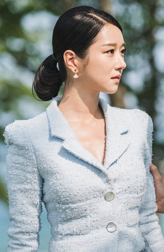 Top 1 Naver hiện giờ: Seo Ye Ji tự 'bóc' tính cách qua bài phỏng vấn, bị cô lập chứ không phải kẻ bắt nạt như lời đồn? - 4 Top 1 Naver hiện giờ: Seo Ye Ji tự 'bóc' tính cách qua bài phỏng vấn, bị cô lập chứ không phải kẻ bắt nạt như lời đồn? - 4