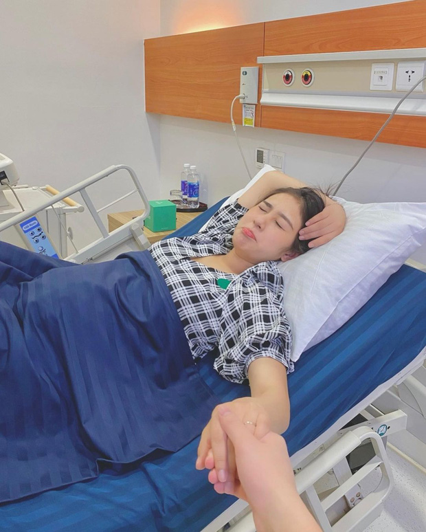 Ai ở cữ tóc tai bù xù xuống sắc chứ Trang Lou thì không, 'mẹ bỉm' 2 con xinh hết phần người khác rồi - 6 Ai ở cữ tóc tai bù xù xuống sắc chứ Trang Lou thì không, 'mẹ bỉm' 2 con xinh hết phần người khác rồi - 6