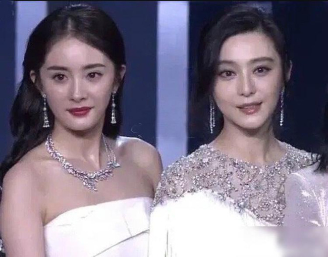 Dương Mịch - Phạm Băng Băng bỗng dưng bị so sánh: Cùng gặp scandal lớn nhưng 'Phạm gia' lại yếu thế hơn đàn em chỉ vì thói kiêu ngạo? - 1 Dương Mịch - Phạm Băng Băng bỗng dưng bị so sánh: Cùng gặp scandal lớn nhưng 'Phạm gia' lại yếu thế hơn đàn em chỉ vì thói kiêu ngạo? - 1