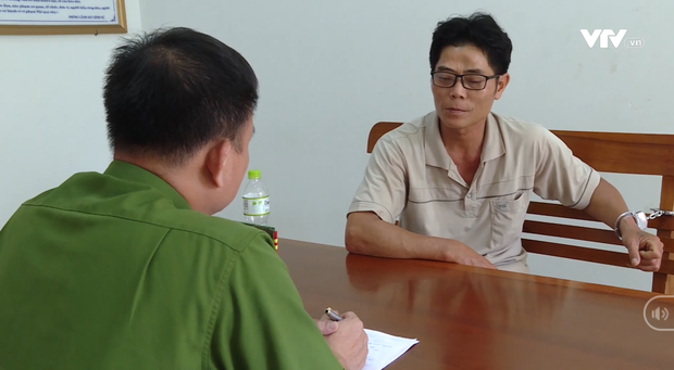 Phẫn nộ trước vẻ thản nhiên của nghi phạm hiếp dâm, sát hại bé 5 tuổi ở Vũng Tàu tại Cơ quan công an Phẫn nộ trước vẻ thản nhiên của nghi phạm hiếp dâm, sát hại bé 5 tuổi ở Vũng Tàu tại Cơ quan công an