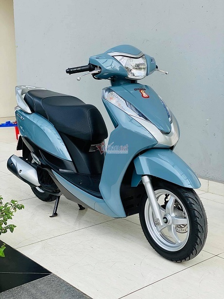Honda Lead cũ màu độc, biển sảnh rồng rao giá 150 triệu đồng - 2 Honda Lead cũ màu độc, biển sảnh rồng rao giá 150 triệu đồng - 2
