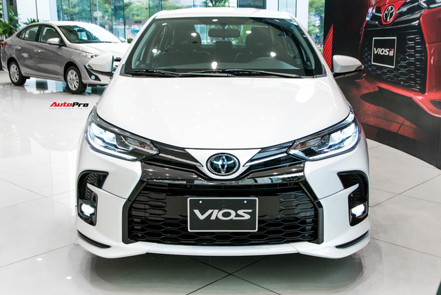 Toyota Việt Nam lộ kế hoạch ra mắt xe mới: Camry Hybrid có giá từ tháng 6, một loạt phiên bản GR-S chờ xuất hiện - 2 Toyota Việt Nam lộ kế hoạch ra mắt xe mới: Camry Hybrid có giá từ tháng 6, một loạt phiên bản GR-S chờ xuất hiện - 2