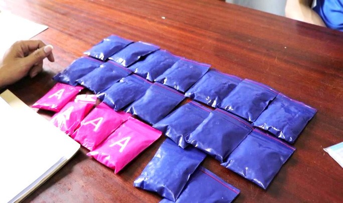 Bí mật 'động trời' bên trong chiếc ôtô khiến thanh niên 21 tuổi ở Quảng Bình bị bắt giữ - 1 Bí mật 'động trời' bên trong chiếc ôtô khiến thanh niên 21 tuổi ở Quảng Bình bị bắt giữ - 1