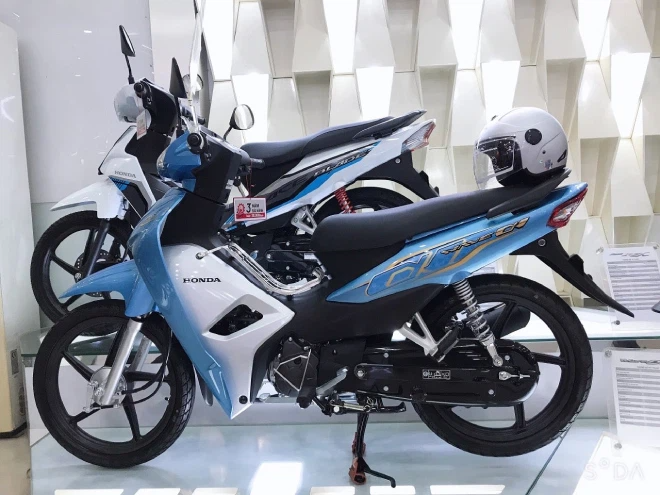 Giá xe Honda SH tiếp tục 'tăng phi mã', chạm mốc cao kỷ lục - 3 Giá xe Honda SH tiếp tục 'tăng phi mã', chạm mốc cao kỷ lục - 3