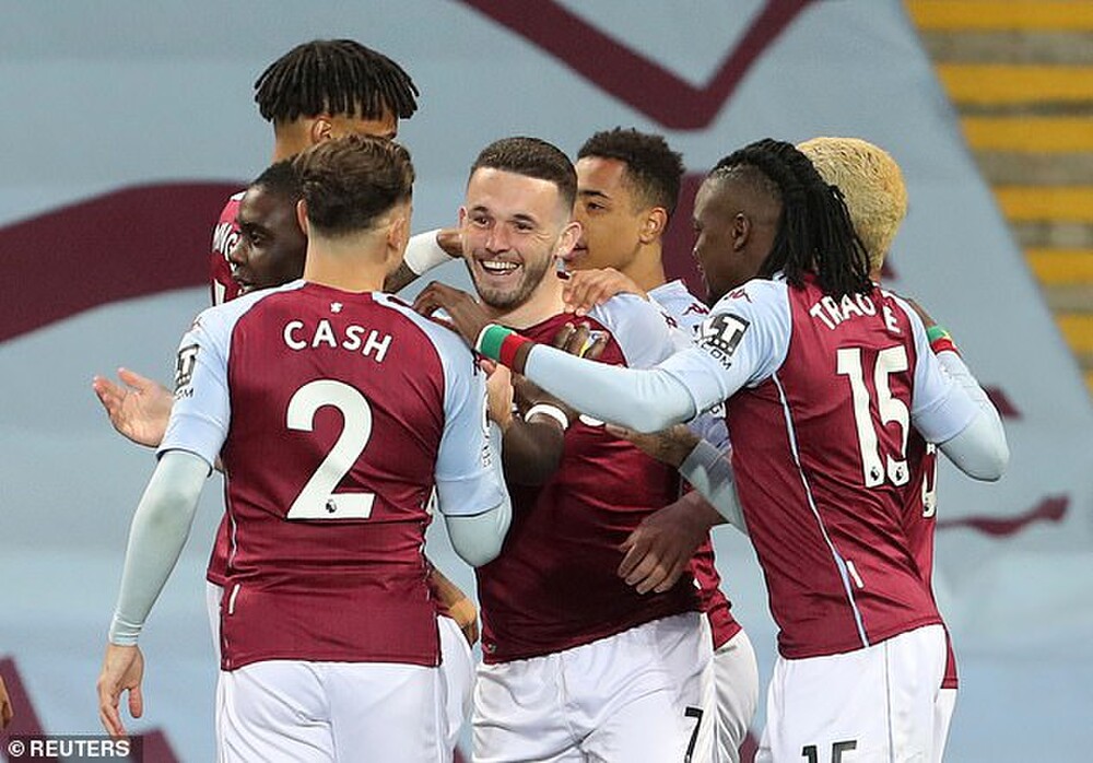 Man City lội ngược dòng trước Aston Villa, nâng cách biệt với MU lên 11 điểm Man City lội ngược dòng trước Aston Villa, nâng cách biệt với MU lên 11 điểm