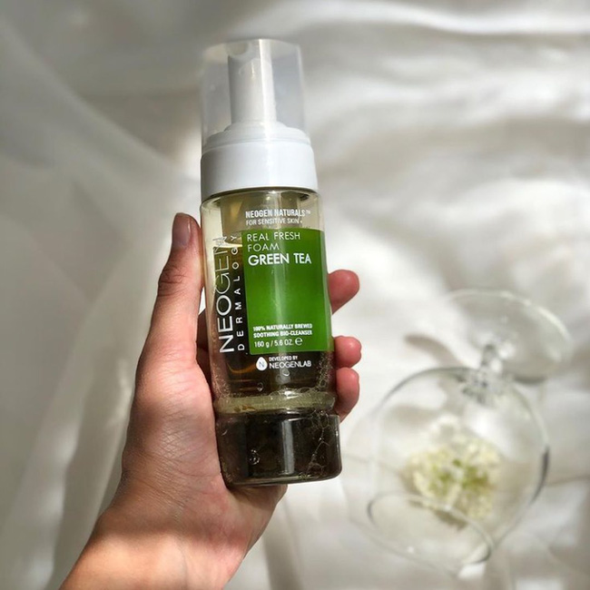 6 sản phẩm skincare Hàn Quốc bán chạy nhất: Món nào cũng cho hiệu quả hack da sáng mịn diệu kỳ - 5 6 sản phẩm skincare Hàn Quốc bán chạy nhất: Món nào cũng cho hiệu quả hack da sáng mịn diệu kỳ - 5