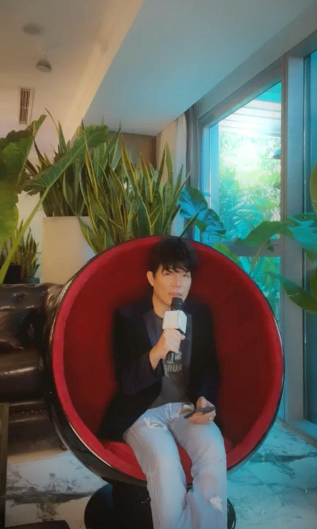 Hương Tràm chính thức lên tiếng sau khi bị kéo vào cuộc chiến 'bóc phốt showbiz' của Nathan Lee Hương Tràm chính thức lên tiếng sau khi bị kéo vào cuộc chiến 'bóc phốt showbiz' của Nathan Lee
