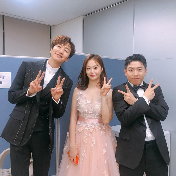 11 năm gắn bó của Lee Kwang Soo và mối thân tình với các thành viên Running Man - 7 11 năm gắn bó của Lee Kwang Soo và mối thân tình với các thành viên Running Man - 7