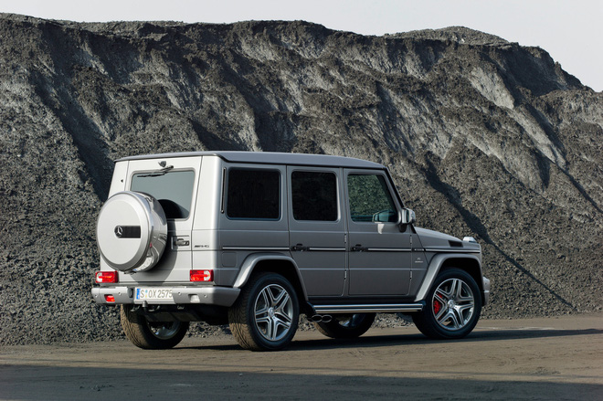 Cặp đôi Mercedes-Benz G-Class về Việt Nam: Một 'khủng long' thực thụ, đời xe gây chú ý - 7