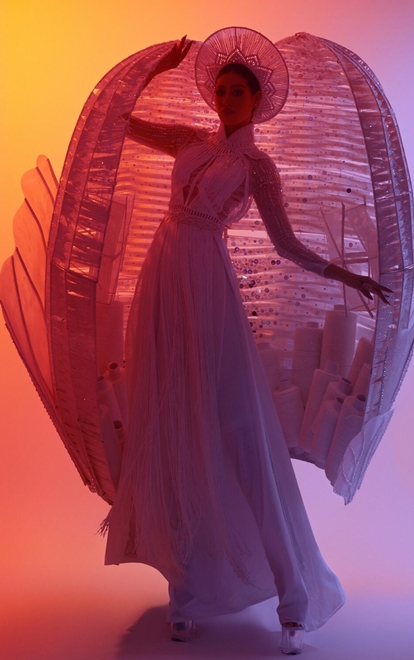 Thiết kế lấy cảm hứng 'Chợ Bến Thành' của Khánh Vân được fan khuyên thay thế National Costume Kén Em? - 6 Thiết kế lấy cảm hứng 'Chợ Bến Thành' của Khánh Vân được fan khuyên thay thế National Costume Kén Em? - 6