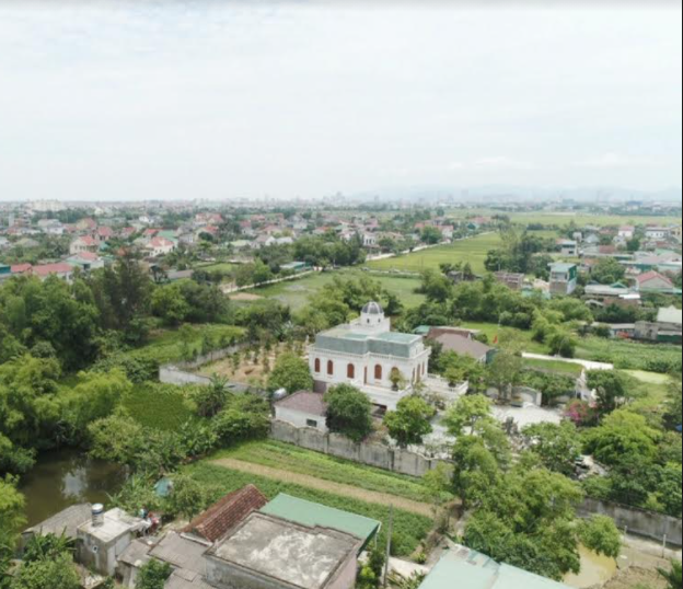 Vụ chủ nhà bắn chết 2 người trước cổng: Phú được gọi là Cao tỉ phú, ở biệt thự 'nội bất xuất ngoại bất nhập' - 1 Vụ chủ nhà bắn chết 2 người trước cổng: Phú được gọi là Cao tỉ phú, ở biệt thự 'nội bất xuất ngoại bất nhập' - 1