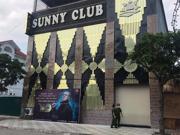 BS Trương Hữu Khanh: Ổ dịch quán Karaoke Sunny còn đáng sợ hơn quán bar Buddha, tốc độ lây nhanh và phức tạp BS Trương Hữu Khanh: Ổ dịch quán Karaoke Sunny còn đáng sợ hơn quán bar Buddha, tốc độ lây nhanh và phức tạp