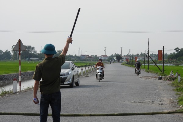 Tạm đình chỉ Giám đốc Trung tâm Y tế ở Hà Nam vì để dịch lây lan - 1 Tạm đình chỉ Giám đốc Trung tâm Y tế ở Hà Nam vì để dịch lây lan - 1
