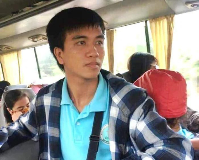 Vụ nam sinh tử vong sau khi cứu 3 bạn đuối nước thoát chết: Truy tặng Huy hiệu Tuổi trẻ dũng cảm - 1 Vụ nam sinh tử vong sau khi cứu 3 bạn đuối nước thoát chết: Truy tặng Huy hiệu Tuổi trẻ dũng cảm - 1