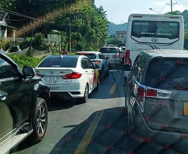 Người dân từ Đà Lạt, Đồng Nai... bắt đầu đổ về TP.HCM sau kỳ nghỉ lễ 30/4, nhiều tuyến đường kẹt 'không lối thoát' Người dân từ Đà Lạt, Đồng Nai... bắt đầu đổ về TP.HCM sau kỳ nghỉ lễ 30/4, nhiều tuyến đường kẹt 'không lối thoát'