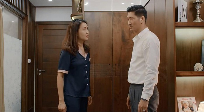 Vô tình đọc tin nhắn giữa chồng với bạn dược sĩ, vợ điếng người khi phát hiện cú lừa ngoạn mục Vô tình đọc tin nhắn giữa chồng với bạn dược sĩ, vợ điếng người khi phát hiện cú lừa ngoạn mục