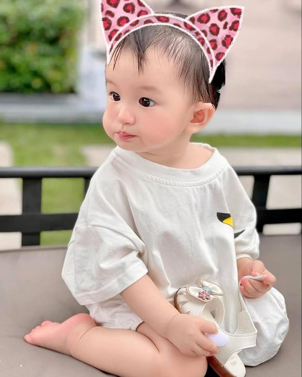 Bị netizen nói 'đẻ con gái sau này con rể ăn hết', nữ đại gia có căn biệt thự gần 200 tỷ đáp trả căng đét - 3 Bị netizen nói 'đẻ con gái sau này con rể ăn hết', nữ đại gia có căn biệt thự gần 200 tỷ đáp trả căng đét - 3