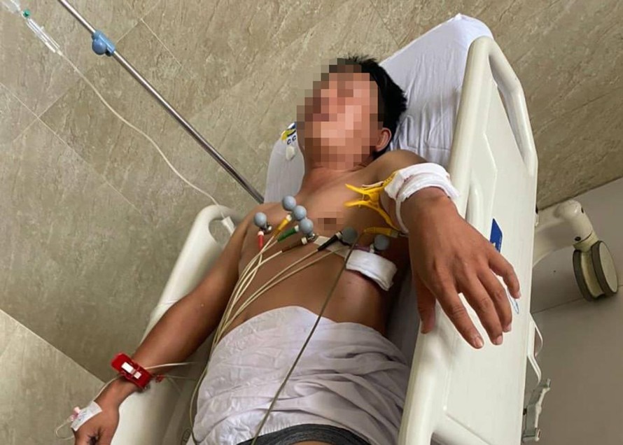Người đàn ông bị bắn nhiều phát đạn vào người vì thách thức chủ nợ Người đàn ông bị bắn nhiều phát đạn vào người vì thách thức chủ nợ